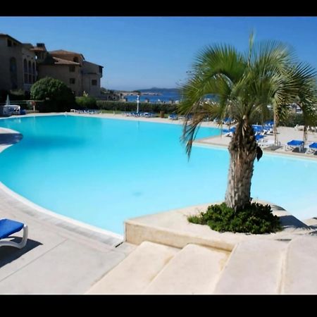 Appartement T2 - Bord De Mer - Piscine Six-Fours-les-Plages Esterno foto
